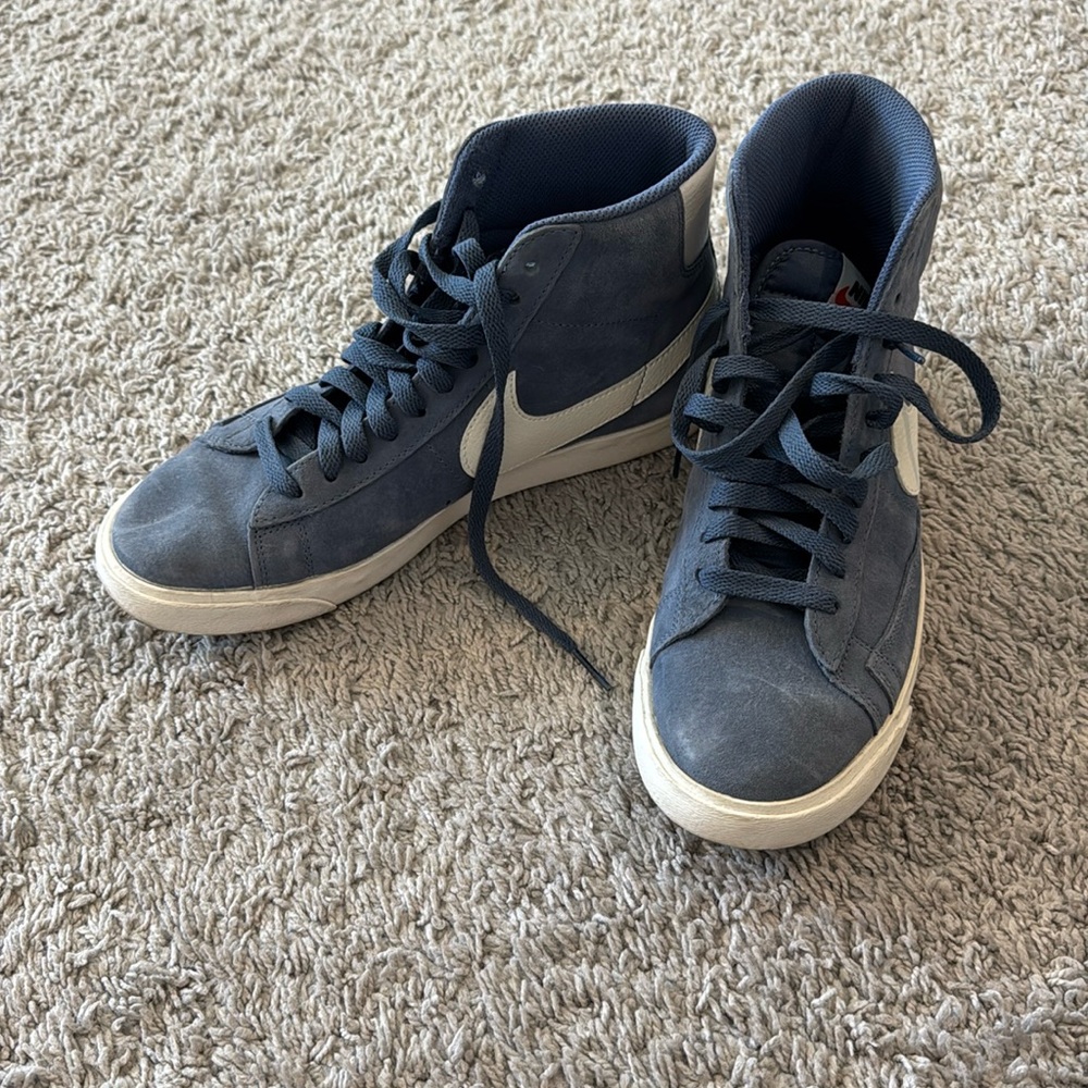 Nike Blazer High Top Women’s shoes.